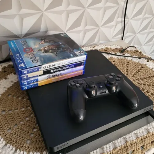 Playstation 4 PS4 Slim 1TB Com 6 Jogos Em Mídia Física E Controle