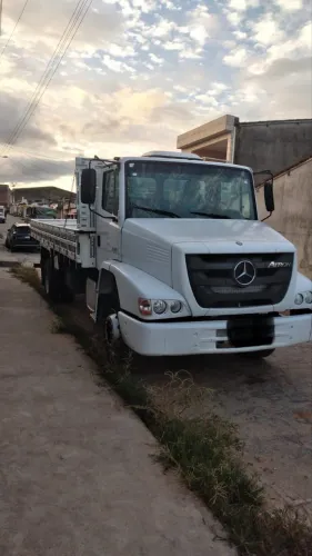 Vende-se Mercedes Benz Atron 1319 