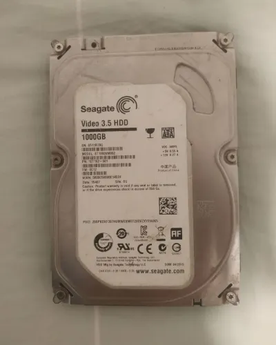 Seagate HD 1TB ( terabyte ) Armazenamento Desktop