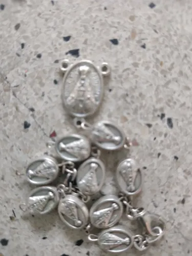Vendo pulseira e pingente de Prata