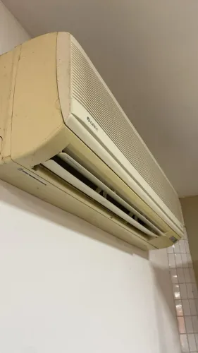 Ar condicionado SPLIT - Midea - 32.000Btus Gelando Muito - ótimo - Oportunidade