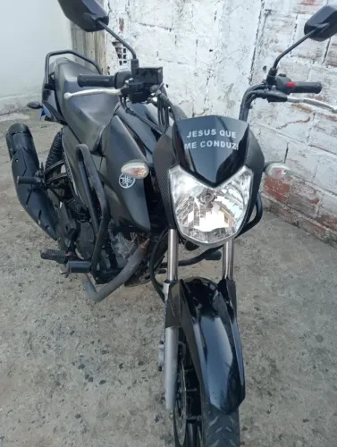 Vendo moto super conservada
