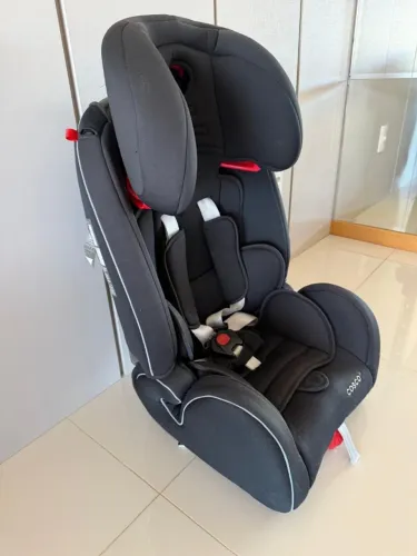 Cadeirinha infantil Cosco para Carro - 9 a 18 kg