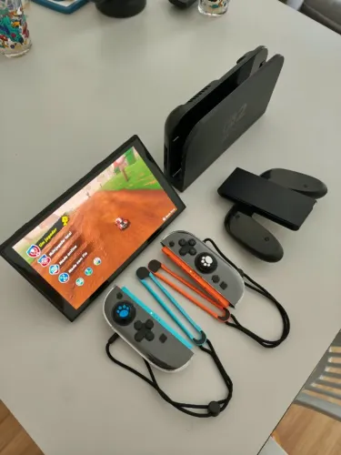 Nintendo Switch 2 Bundle Mario Kart - NOVO