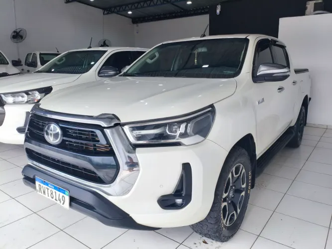 Toyota Hilux CD SRX 4X4 2.8 TDI 16V Diesel Aut. 2021