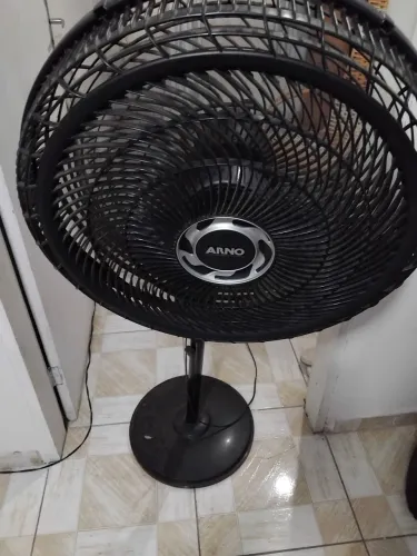 VENDO UM VENTILADOR ARNO
