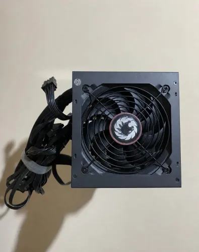 Fonte Gamemax ATX, 750W, 80 Plus Bronze, PFC Ativo, Preta - GP750