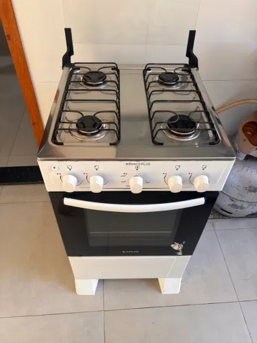 Vendo fogão semi novo 