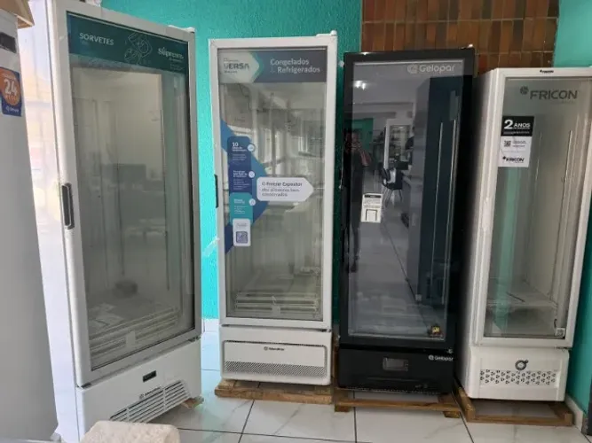 Freezer Vertical Metalfrio Frost Free em Ribeirão Preto e região