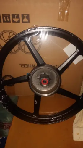 Vendo roda da factor e fazer 150