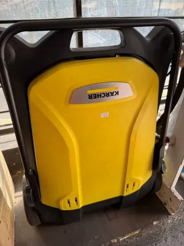 Varredeira manual - Karcher 