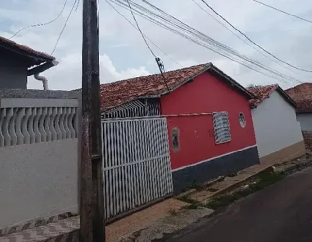 Casa 82m², Centro, Viana/MA - Ocupada