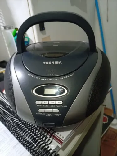Rádio Portátil CD Player Toshiba TR 8001MP3