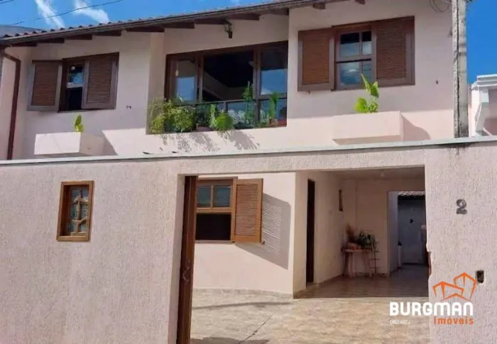 Sobrado com 4 dormitórios à venda, 132 m² por R$ 475.000,00 - Cajuru - Curitiba/PR