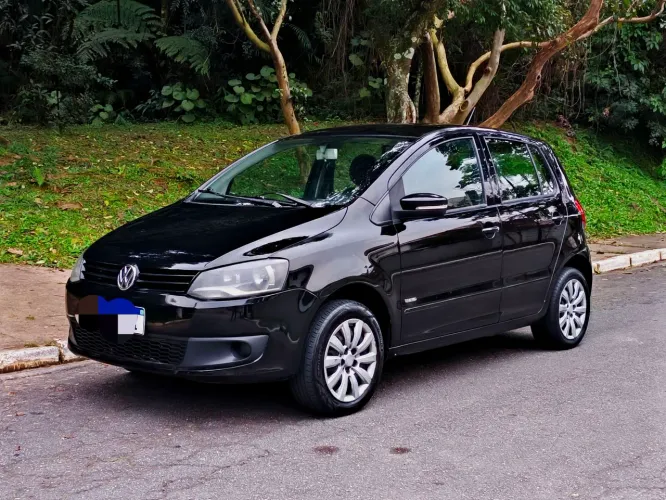 Volkswagen Fox 1.0 MI Total Flex 8V 5P 2011