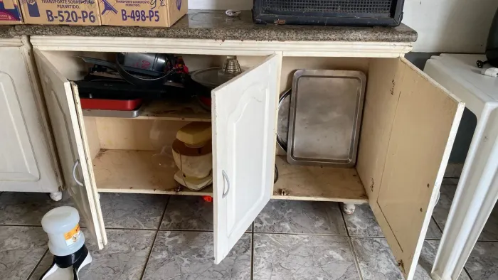 Armário + pedra mármore