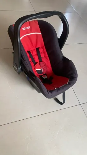 Bebê conforto Infanti 