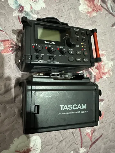 Gravador Tascam DR-60DmkII