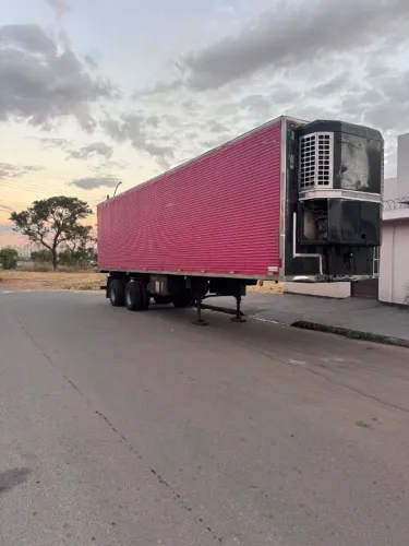 CARRETA CÂMARA FRIA 2 EIXOS 22 PALLETS