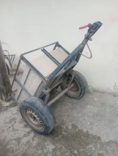 Vende-se $900.00