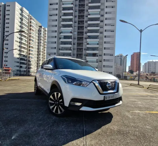 Nissan Kicks SL 1.6 16V Flexstar 5P Aut. 2020