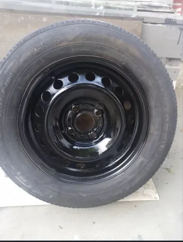 Aro 14 com pneu remold bom hb20