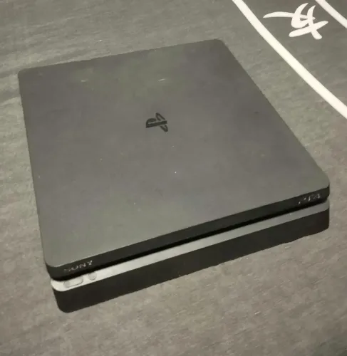 PlayStation 4 - C/Defeito
