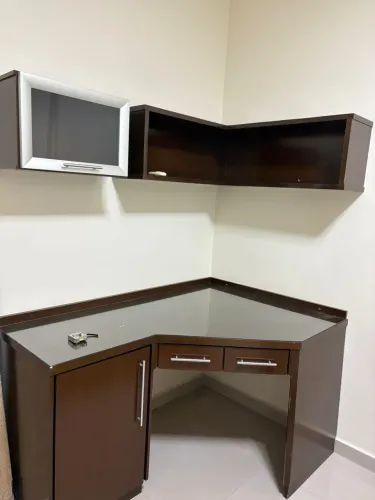 Mesa escritório e prateleira