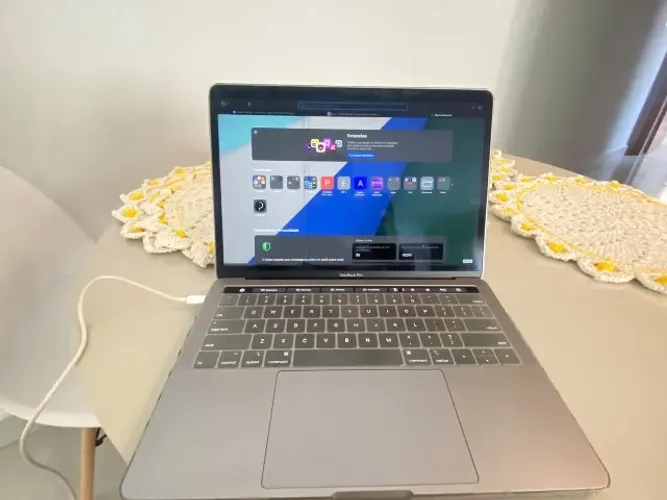 MacBook Pro 2019 com Touch Bar VENDO OU TROCO COM VOLTA DA MINHA PARTE
