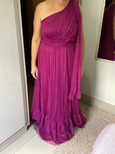 Vestido de festa rosa fucsia