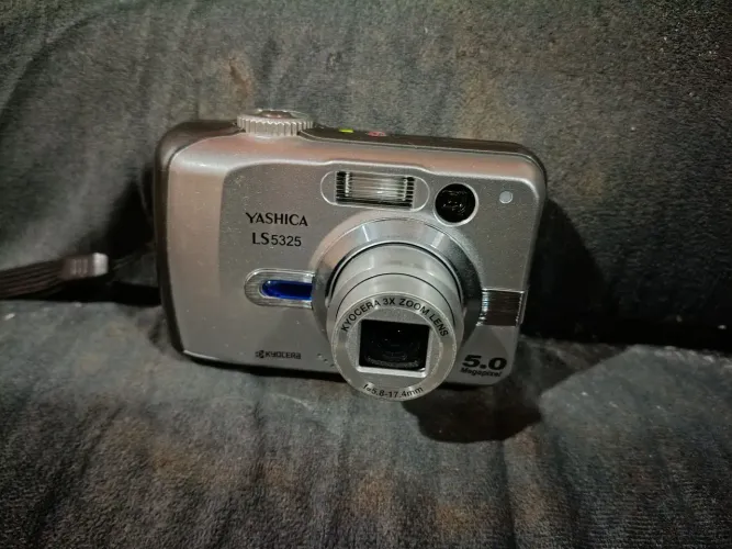 Camera digital yashica LS-5325