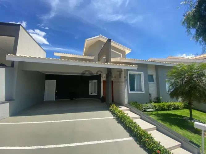 CASA EM CONDOMÍNIO À VENDA NO RESIDENCIAL PARQUE ESPLANADA - SOROCABA/SP