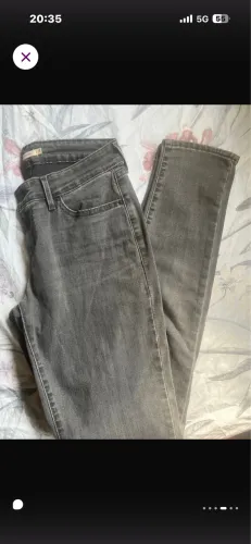 Calças jeans originais e de marca