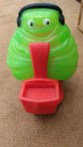 Blobby hotel Transylvania MC Donald's.