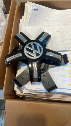 Calota para roda da amarok 