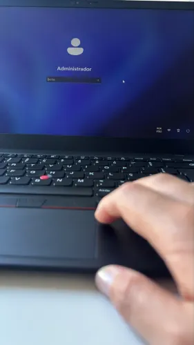 Lenovo ThinkPad X1 Carbon Gen 8 | i5 10ª Gen | 16GB RAM | Touch