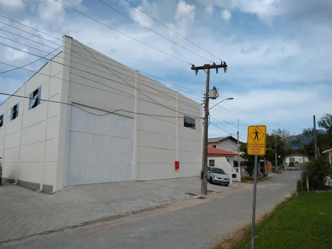 Galpão Trevo BR 282 Santo Amaro 