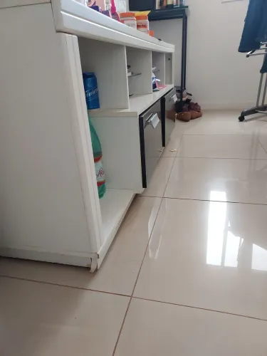 Móvel  branco 