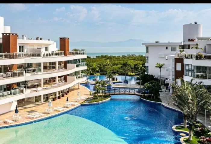 Apartamento para Locação em Florianópolis, 4 dormitórios, 4 suítes, 5 banheiros, 3 vagas