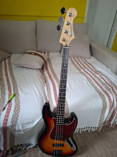 Baixo hurricane da morris jazz bass