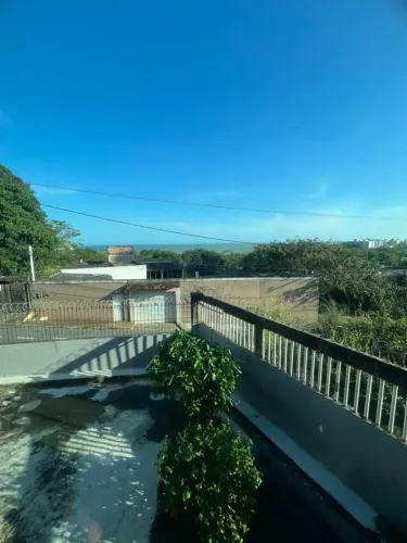 Vendo excelente casa no Alto da Glória com 217m2.