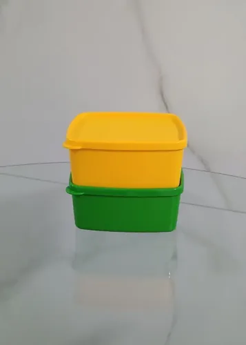Tupperware 