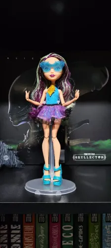 Bonecas Ever After high