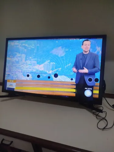 Tv Samsung smart tv 32 com defeito na tela