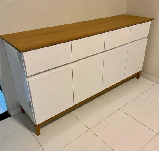 Buffet De Sala Com Pés Provençais