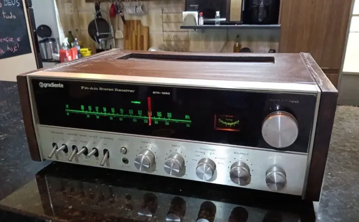 Receiver Gradiente STR 1250 perfeito !