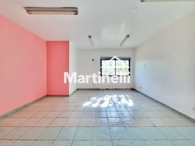 Salão comercial para locação no Bairro Jardim Paulistano, próximo à Avenida Treze De Maio 