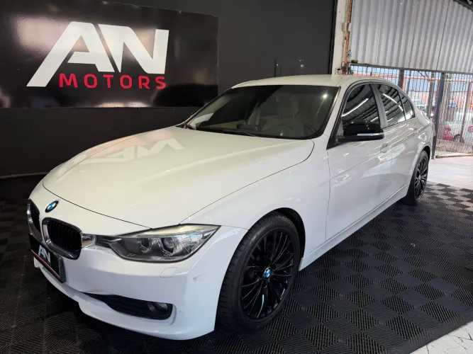 BMW 316I 1.6 TB 16V 136cv 4P 2014