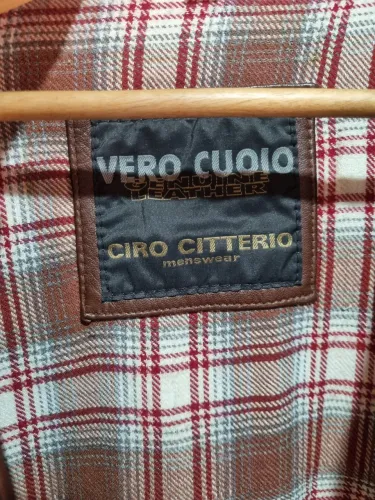 JAQUETA COURO LEGITIMO,  CIRO CITTERIO ITALIANA