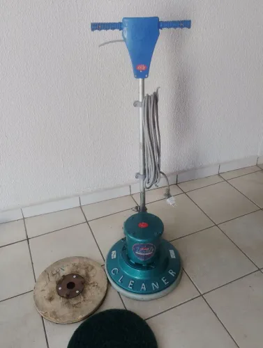 Enceradeira industrial cleaner tamanho 350